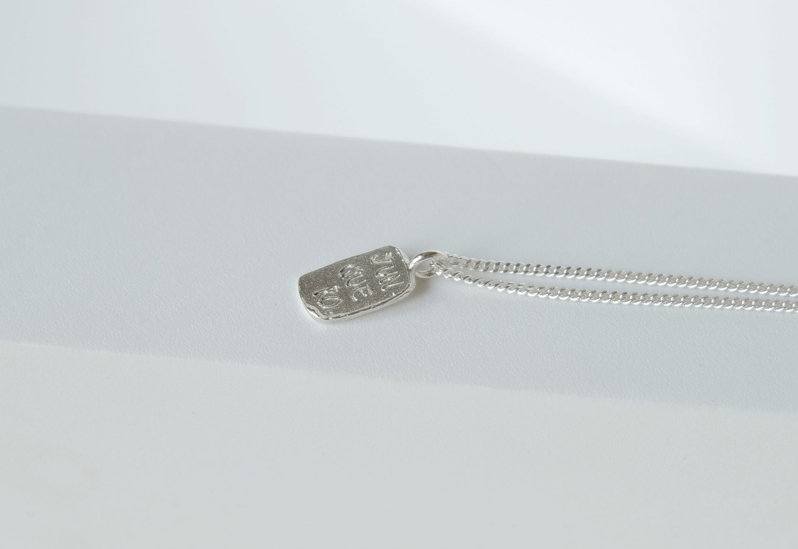 Colgante Jun que ro.